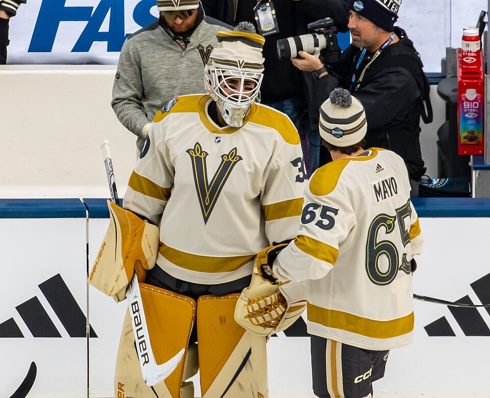 Jiří Patera and Dysin Mayo during the 2024 Winter Classic