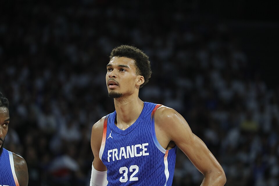 Victor Wembanyama playing with french team in July 2024