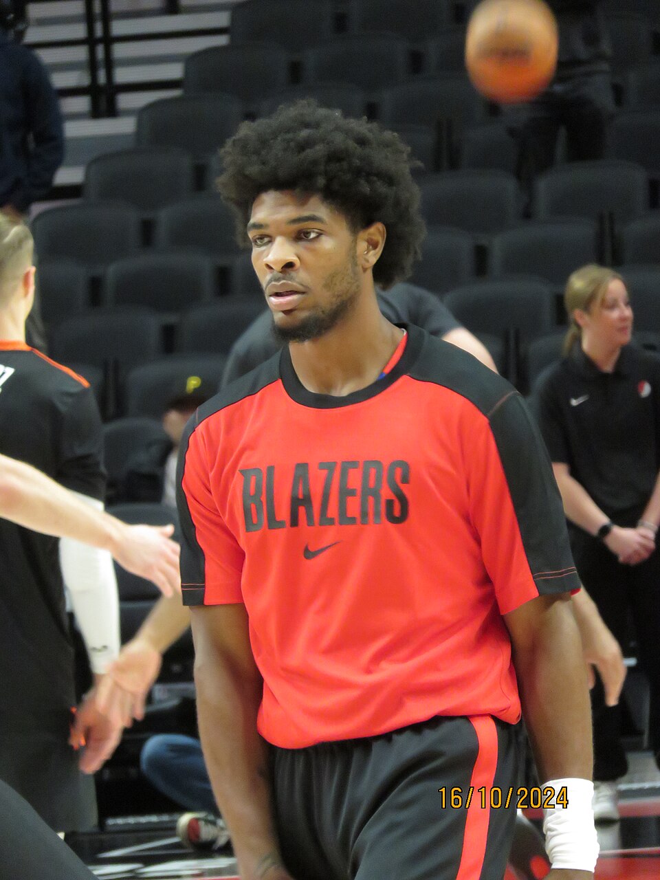 Scoot Henderson #00 of the Portland Trail Blazers warms up before the game against Ratiopharm Ulm during a NBA preseason game on October 16, 2024 at the Moda Center Arena in Portland, Oregon.