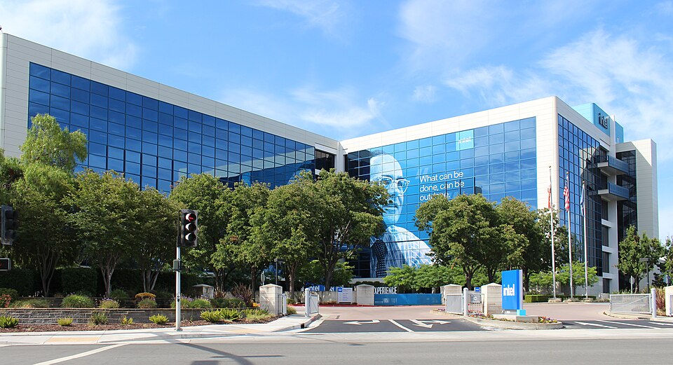 Tech Sector Officially Enters Correction After Micron and Intel Selloff