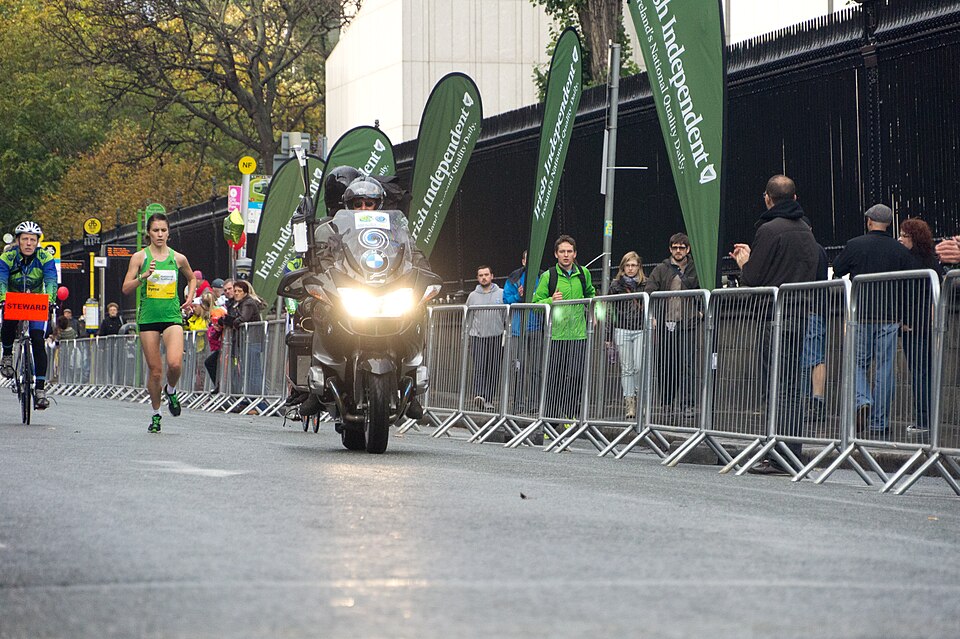 A novice Irish marathon runner qualified for the London Olympics after her first run over the distance.Linda Byrne, from Dundrum, south Dublin, crossed the finish line in the Dublin Marathon in 2.36.21 – 39 seconds inside the cut-off time for qualification for next year’s Olympics.25-year-old Lin