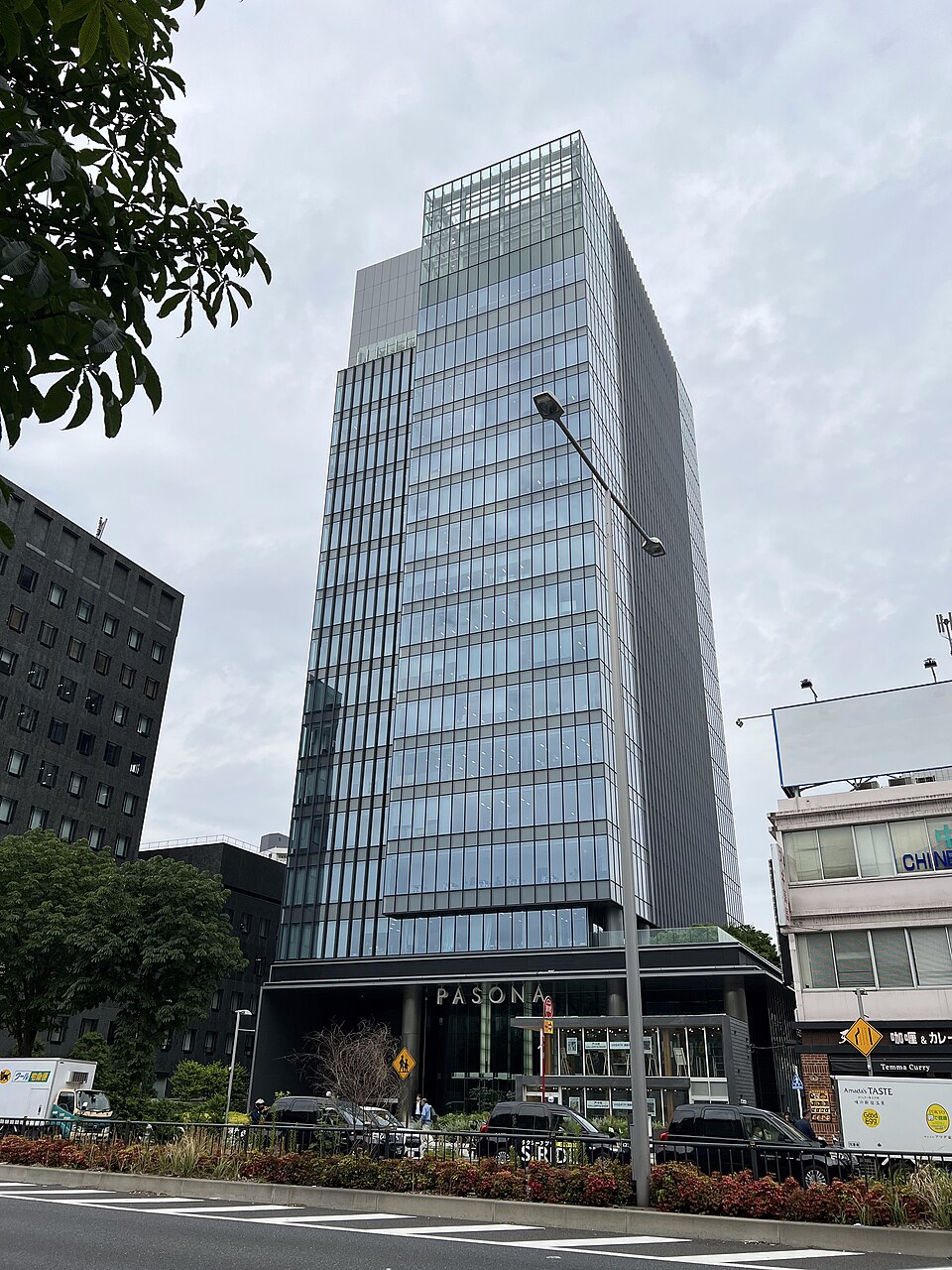 PASONA SQUARE（東京都港区南青山3-1-30）