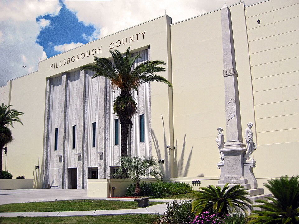 The main entrance to Hillsborough County's Courthouse in Tampa, Florida, is shown with the county's Confederate Memorial in the foreground.
