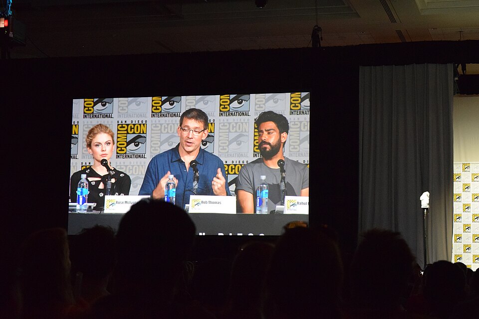 iZombie panel! Rose McIver (Liv), Rob Thomas, and Rahul Kohli (Ravi)!