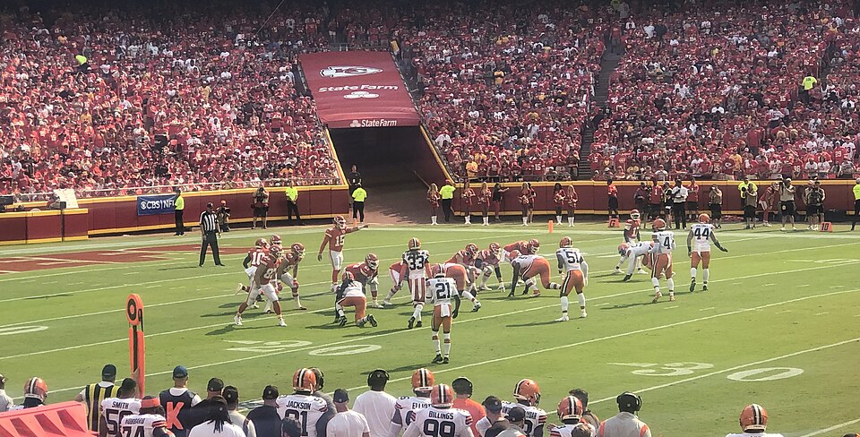 Patrick Mahomes and the Kansas City Chiefs offense, lining up against the Cleveland Browns defense, 2021.