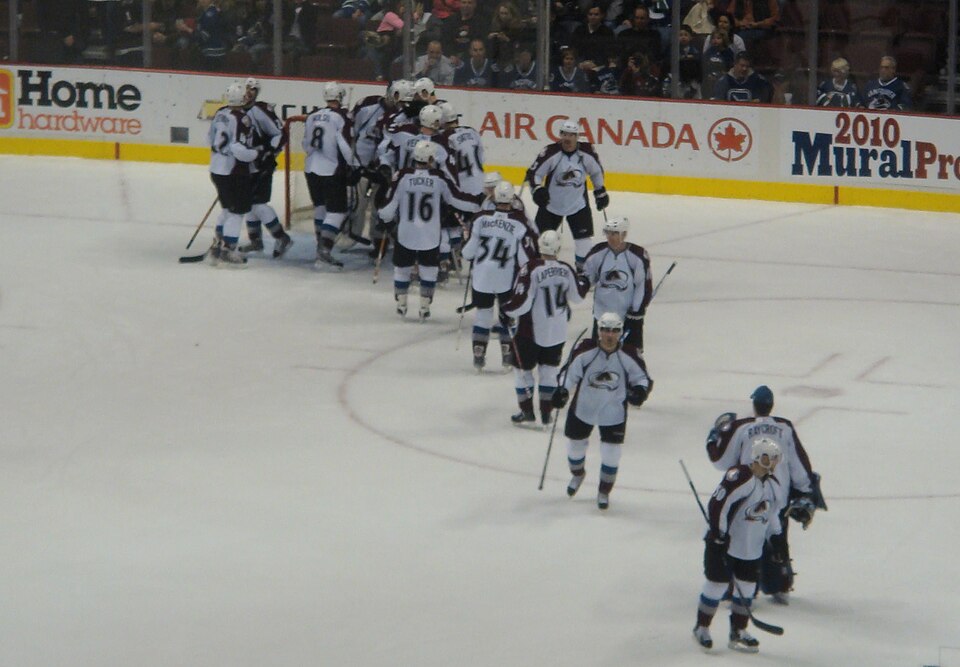 April 5, 2009 : Colorado Avalanche won the game against the Vancouver Canucks