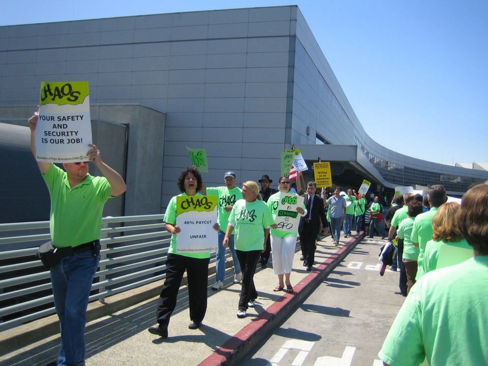 AFA Flight Attendants picketing Northwest Airlines at the San Francisco International Airport August 15, 2006