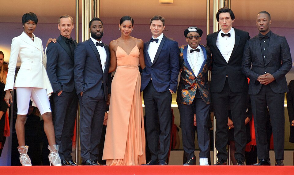 Présentation du film BlacKkKlansman au festival de Cannes : Damaris Lewis, Jasper Pääkkönen, John David Washington, Laura Harrier, Topher Grace, Spike Lee, Adam Driver, Corey Hawkins.