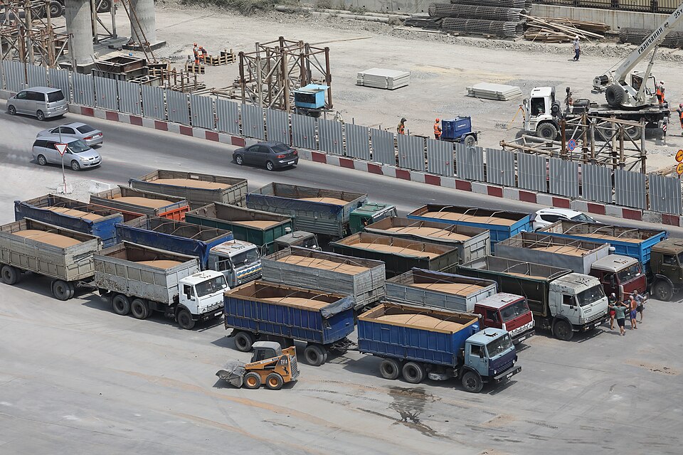 grain trucks at KSK