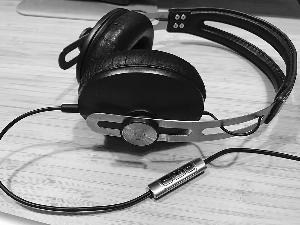 Sennheiser Momentum 5 Wireless Headphones Arrive June 16 at $400