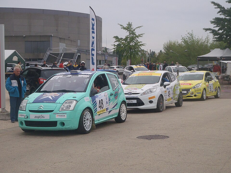 Citroen C2 R2 &amp; Ford Fiesta R2 in the Rallye de la Chalonnaise