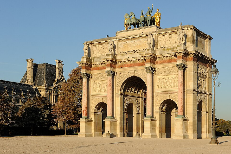 Arc de triomphe du Carrousel in Paris, France.