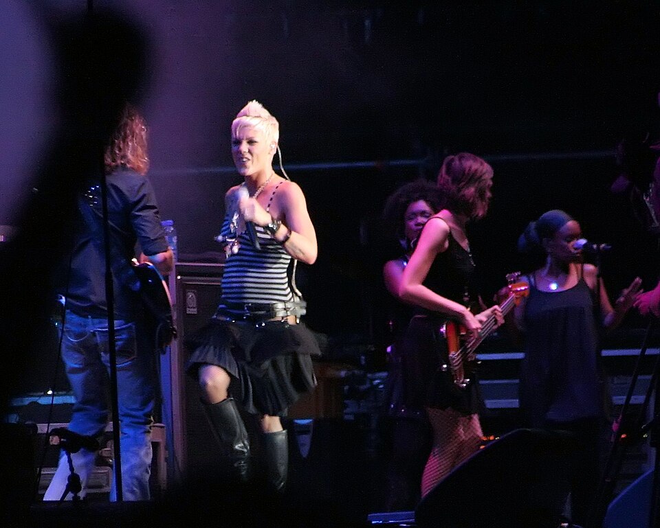 Pink Set to Host Tony Awards Sunday with Stunts, 170-Person Opener, and Chicago Performance