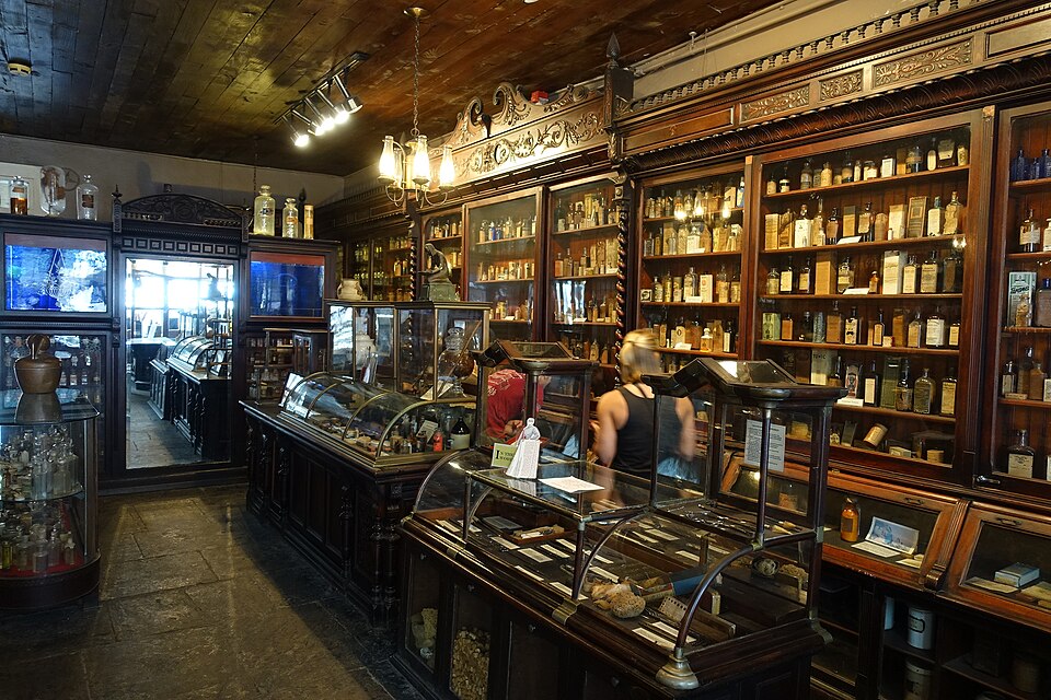French Quarter - New Orleans Pharmacy Museum