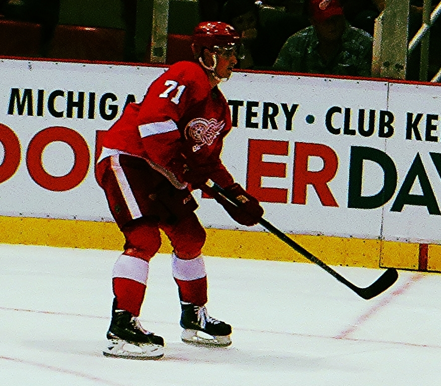 Dylan Larkin Requests Trade From Detroit Red Wings After Playoff Drought