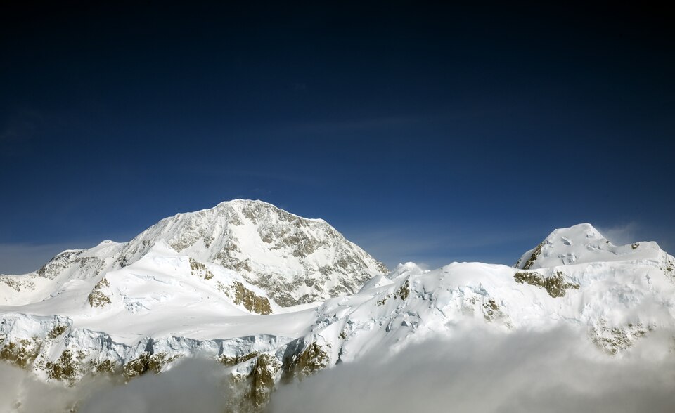 Title: Mount McKinley, Denali National Park, Alaska
Physical description: 1 photograph : digital, TIFF file, color.

Notes: Gift and purchase; Carol M. Highsmith; 2009; (DLC/PP-2010:031).; Mount McKinley or Denali ("The Great One") in Alaska is the highest mountain peak in North America, at a height