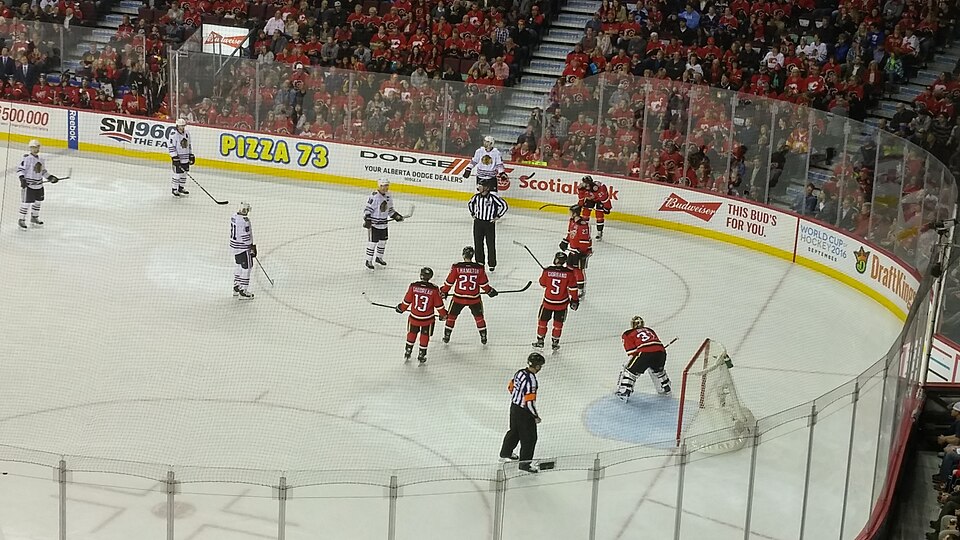 Blackhawks @ Flames (4)