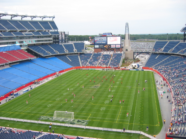 Gillette Stadium during a poorly-attended New England Revolution v. Chicago Fire soccer game.Photo taken by Dudesleeper on August 30, 2003.

19:18, 28 September 2006 . . Dudesleeper . . 640×480 (213,880 bytes)
