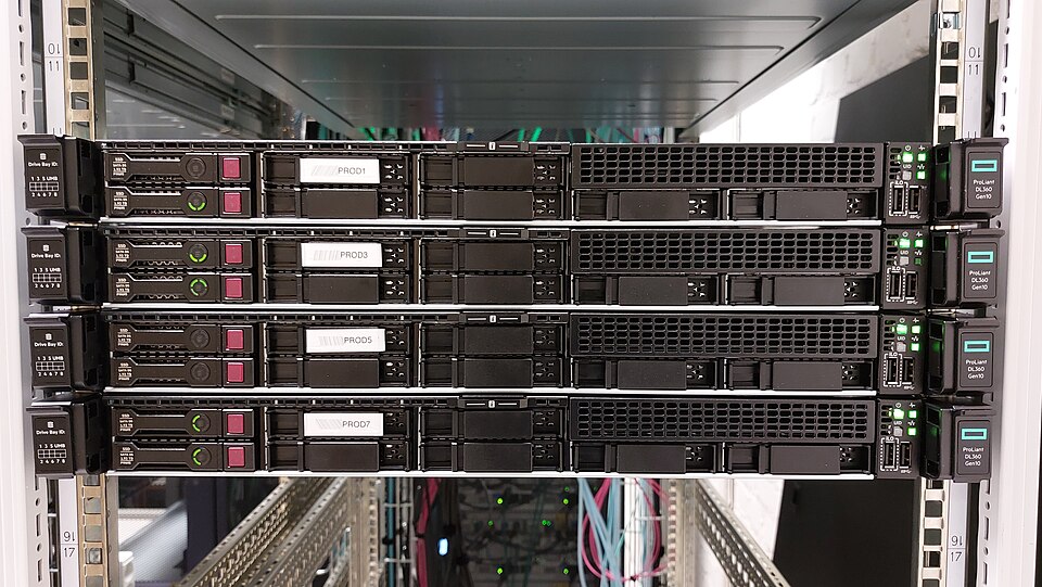 HPE Offers Free Virtualization Software for a Year to Pull Customers From VMware