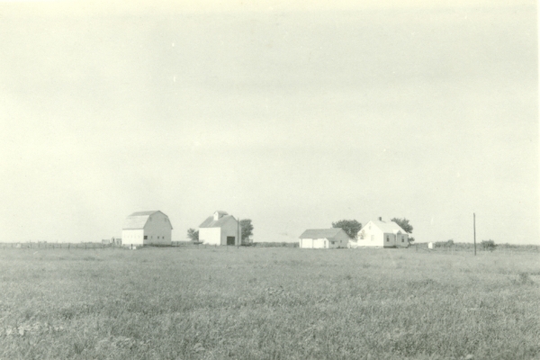 Caption: August 20, 1948. Manson, Iowa. Farm owned by Jess Egli.
Citation: Mennonite Community Photograph Collection, 1947-1953. Land and Buildings. HM4-134 Box 2 Photo 402.6-13. Mennonite Church USA Archives - Goshen. Goshen, Indiana.