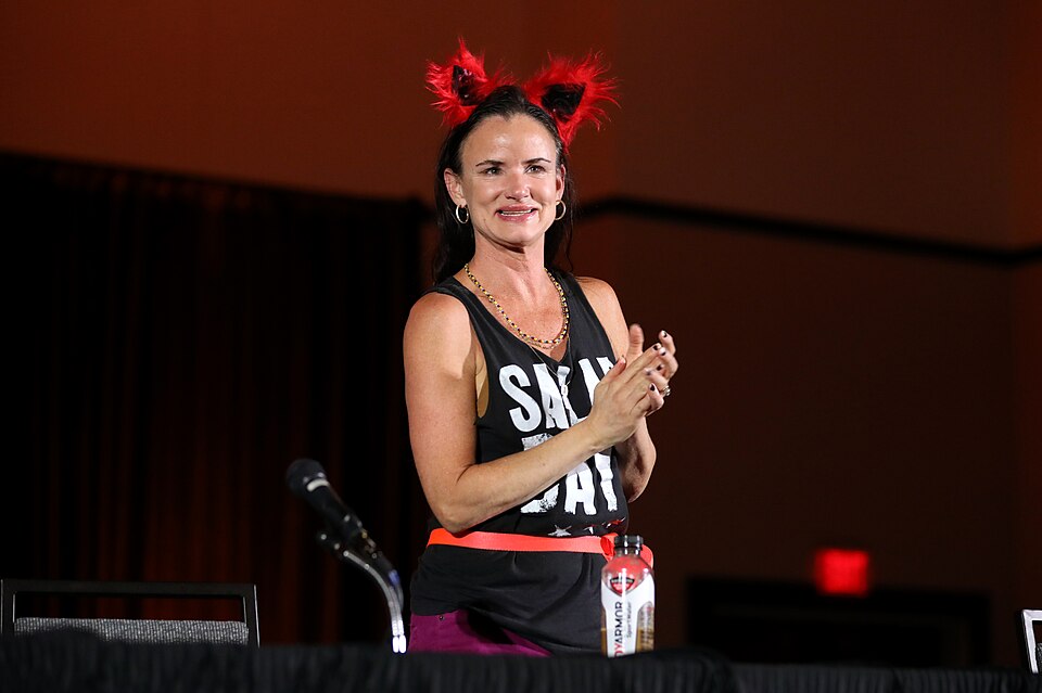 Juliette Lewis speaking with attendees at the 2024 Mad Monster Arizona Party at the Renaissance Phoenix Glendale Hotel &amp; Spa in Glendale, Arizona.

Please attribute to Gage Skidmore if used elsewhere.