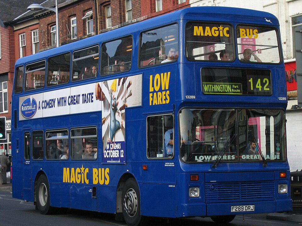 retro Uploadr 2007- F289DRJ was new to Greater Manchester PTE and was one of 306 Northern Counties bodied Leyland Olympians purchased by this operator. Seen in 2007 still with Stagecoach Manchester as fleetnumber 13289 and now part of the Magic Bus fleet as it operates a 142 from Piccadilly to Withi