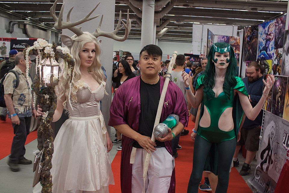 Cosplay of a fawn, Spinter (from Teenage Mutant Ninja Turtles) and Polaris (from Marvel Comics) on Friday, day one, of the Montreal Comiccon 2016.