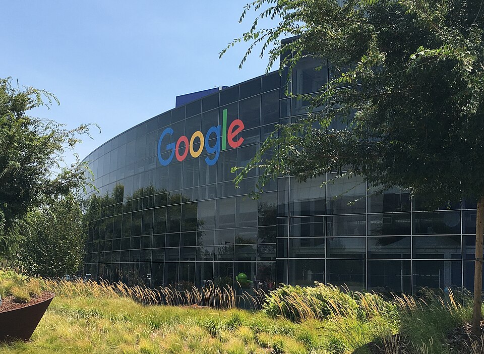 Alphabet Joins Dow Jones Industrial Average, Replacing Verizon