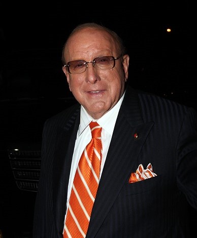 Clive Davis, Music Executive Who Signed Whitney Houston, Dies at 94