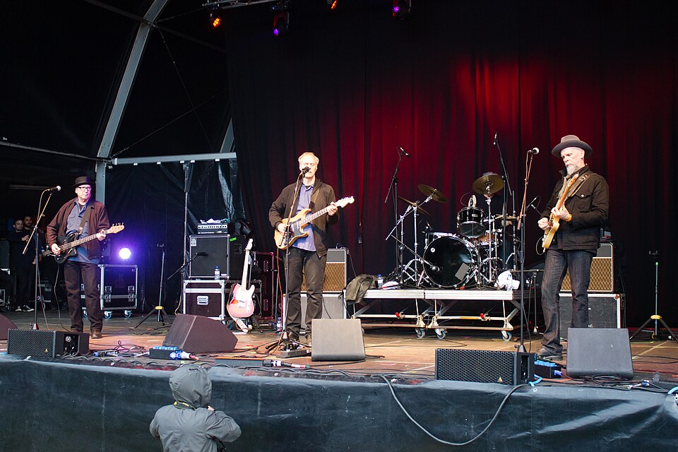 Tom Verlaine's 4,000-Record Collection Goes on Sale Starting June 26