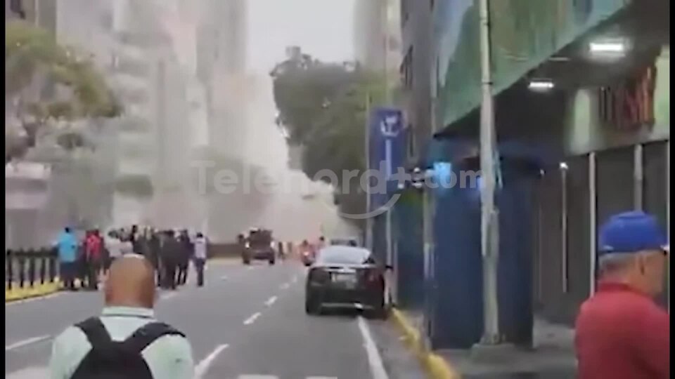 Un poderoso terremoto de magnitud 7.1 se registró la tarde de este miércoles 24 de junio de 2026 en Venezuela, con epicentro cerca de Morón, en el estado Carabobo, según reportes preliminares de organismos sismológicos internacionales. El movimiento telúrico fue sentido en gran parte del territorio