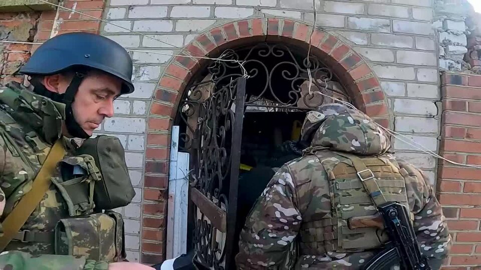 Vuhledar (Donetsk region of Ukraine) after Russian shelling and bombing during the battle of the city. According to the police, there is not a single intact building left in Vugledar, but there remain 111 people, who live in basements. The police bring them water, food and medicines, and also evacua