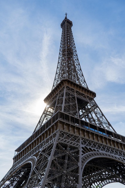 Paris Deputy Mayor Blames U.S. Carbon Emissions for Deadly French Heat Wave