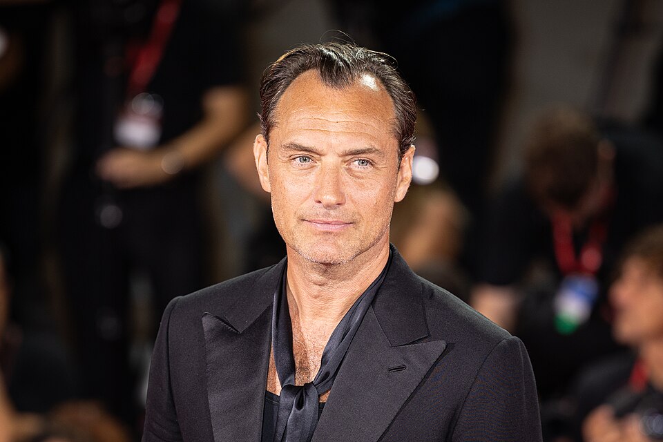 Jude Law To Star In Getaway Driver Film With Black Rabbit Writer