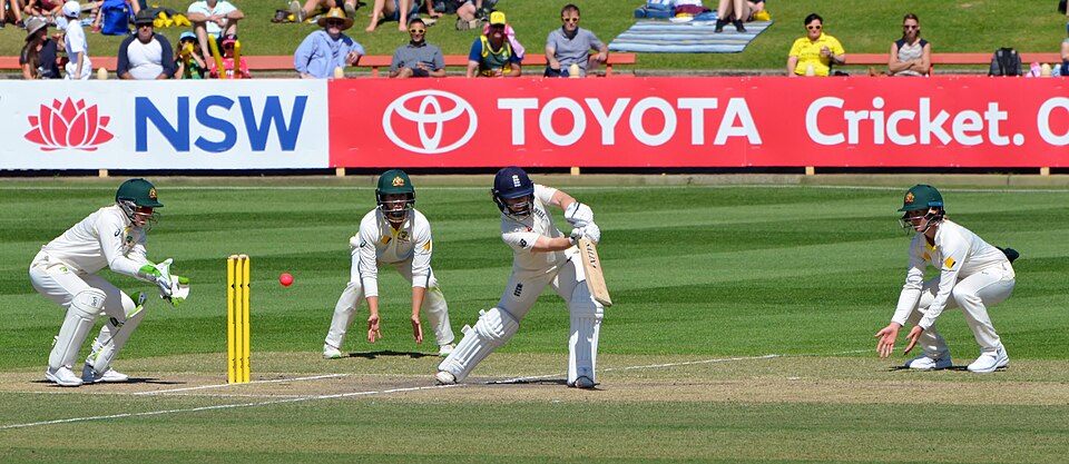 Tammy Beaumont on her way to 37 on the final day of the 2017–18 Women's Ashes Test at North Sydney Oval.  The fielders are (L-R) Alyssa Healy, Elyse Villani and Beth Mooney.
