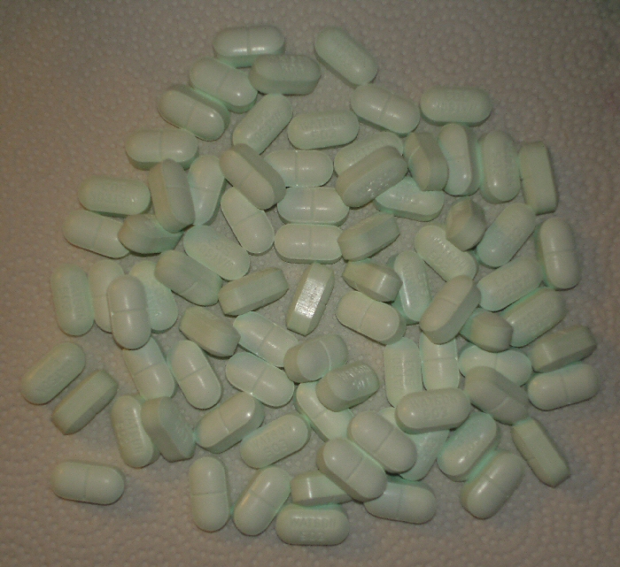 Hydrocodone/Acetaminophen 10/650 by Watson Pharmaceuticals.
Contains 10mg of Hydrocodone and 650mg of Acetaminophen (Tylenol)
