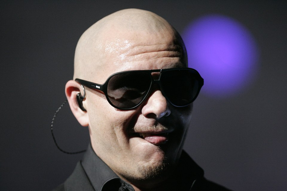 Pitbull Breaks Guinness World Record at London Hyde Park Concert