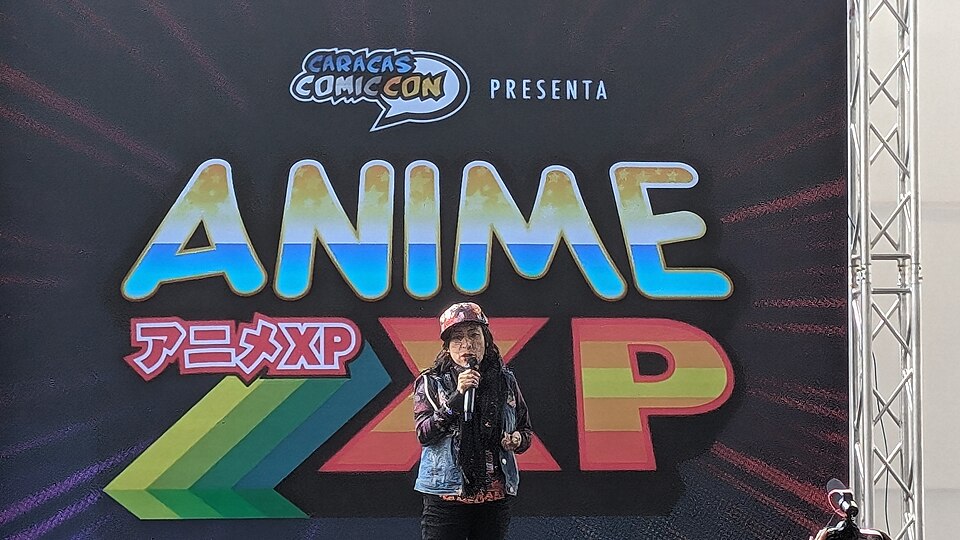 Isabel Martiñon es la voz de doblaje de Naruto, Gumball, Ben 10, Didi y otros personajes en español latino. Foto en el Anime Experience del Caracas Comic Con 2024.
