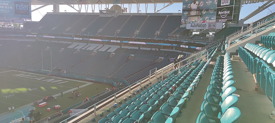 Cleveland Browns 17-39 Miami Dolphins (Nov 13, 2022) - Hard Rock Stadium