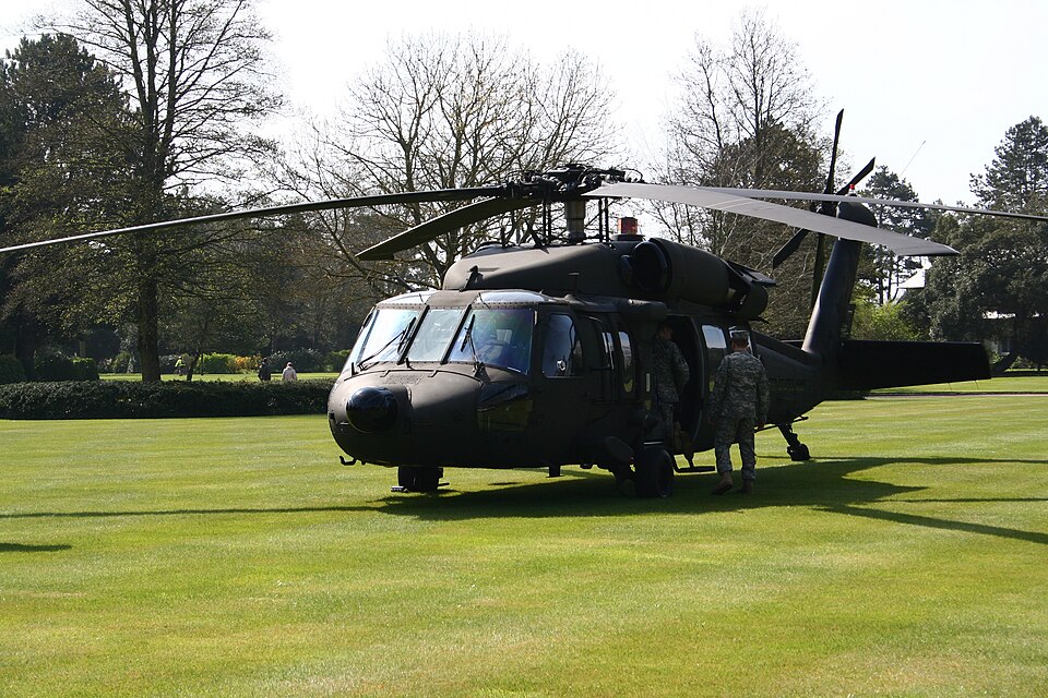 Sikorsky UH-60 Black Hawk, cimetière Américain de Colleville-sur-Mer