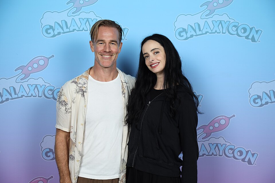James Van Der Beek Rewrote His Own Character's Ending on Amazon's Elle