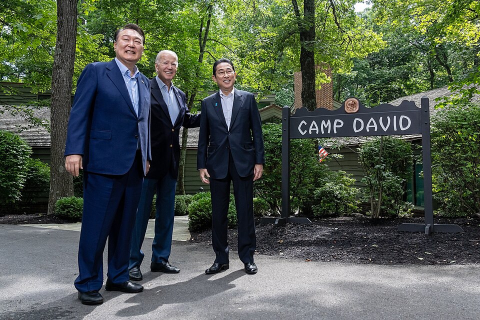 Fumio Kishida and Yoon Suk Yeol at Camp David