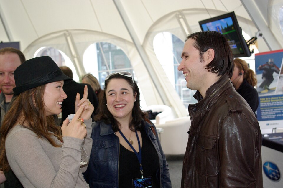 Olivia-Wilde, Sean-Cross