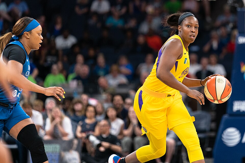 Los Angeles player Chelsea Gray in a game against the Minnesota Lynx