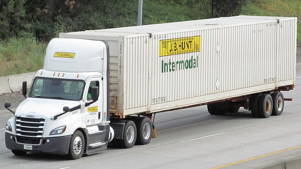 J.B. Hunt Reports 40 Percent Earnings Jump and 19 Percent Revenue Gain in Q2