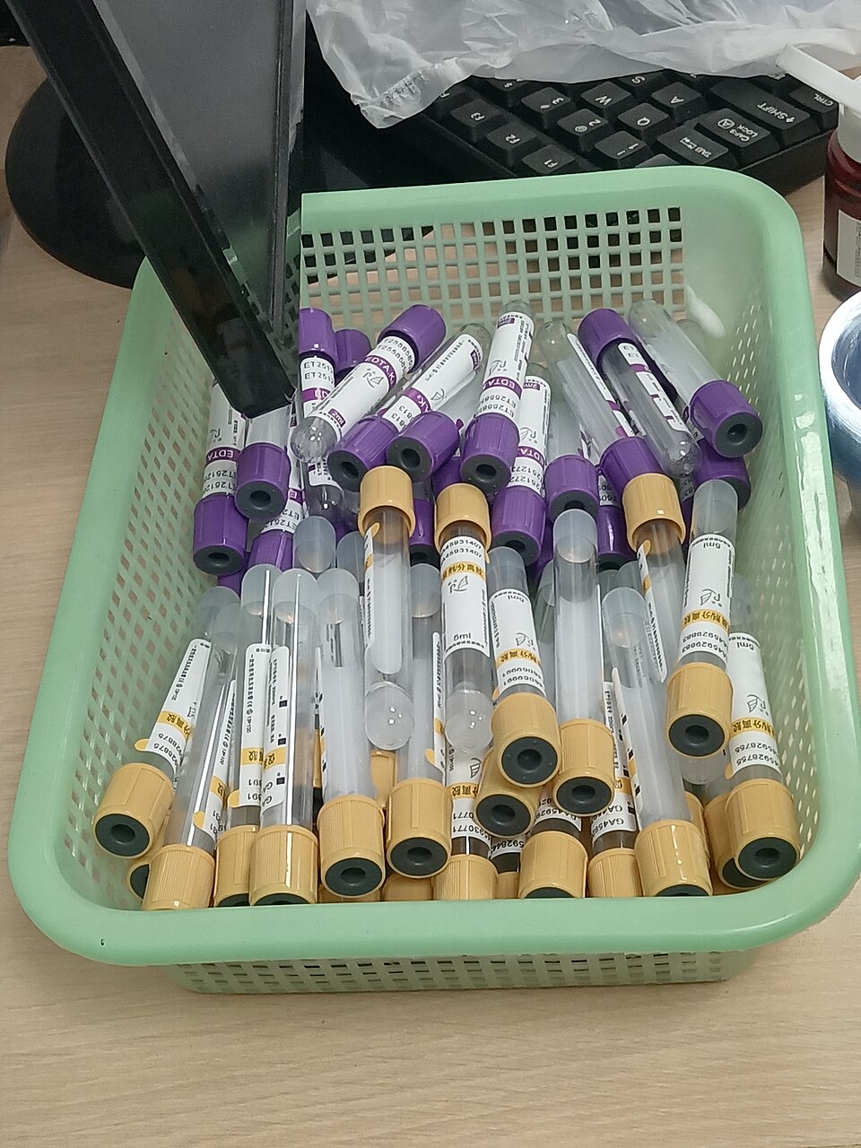 Blood collection renal function test tube