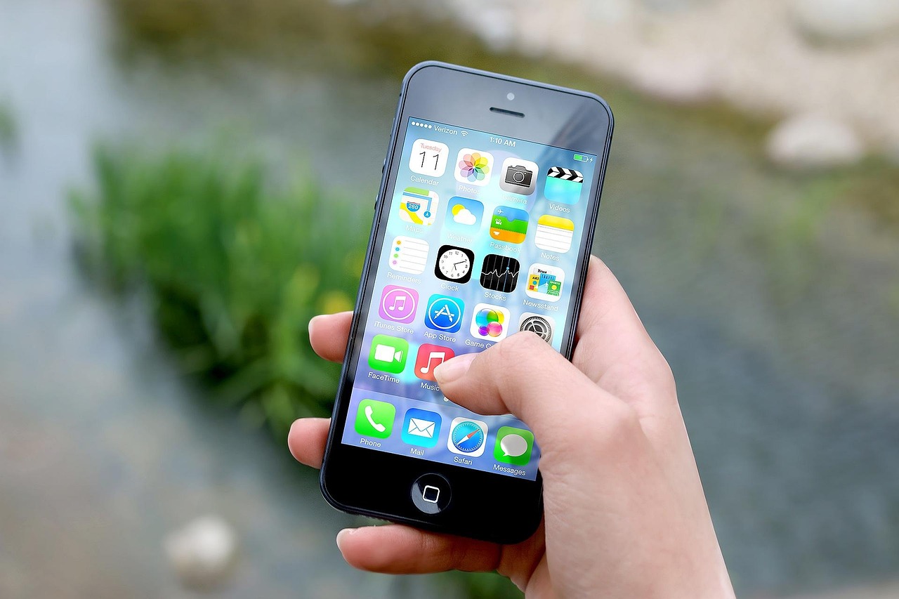 Federal Judge Yvonne Gonzalez Rogers Oversees Meta Advertising Trial After Apple Cases