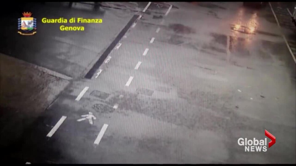 On Monday, police released video from a security camera that appears to show the exact moment a bridge collapsed in Genoa, Italy, killing 43 people. 
For more info, please go to https://wp(.)me/p2Y4rw-irxS
Subscribe to Global News Channel HERE: http://bit(.)ly/20fcXDc
Like Global News on Facebook HE