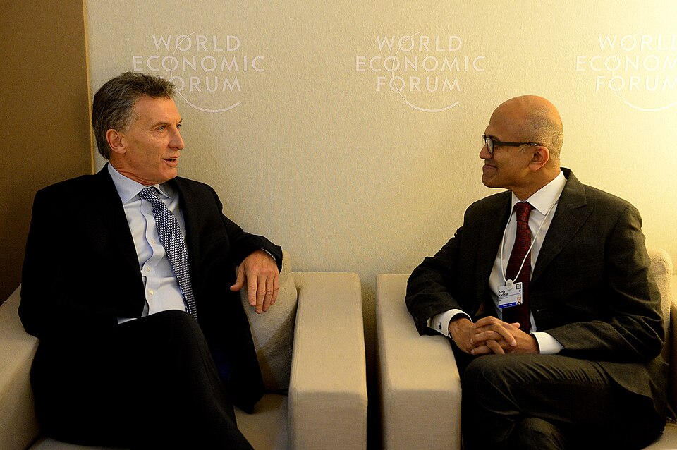 This   file was uploaded  with Commonist.
El Presidente se reunió con Satya Nadellla, CEO de Microsoft.