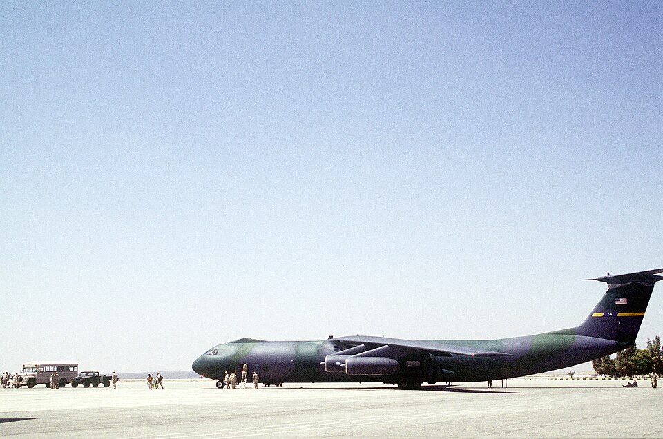 The original finding aid described this photograph as: Subject Operation/Series: AIR POWER EXPEDITIONARY FORCE Base: Azraq Air Base Country: Jordan (JOR) Scene Camera Operator: SSGT. Paul R. Caron Release Status: Released to Public
